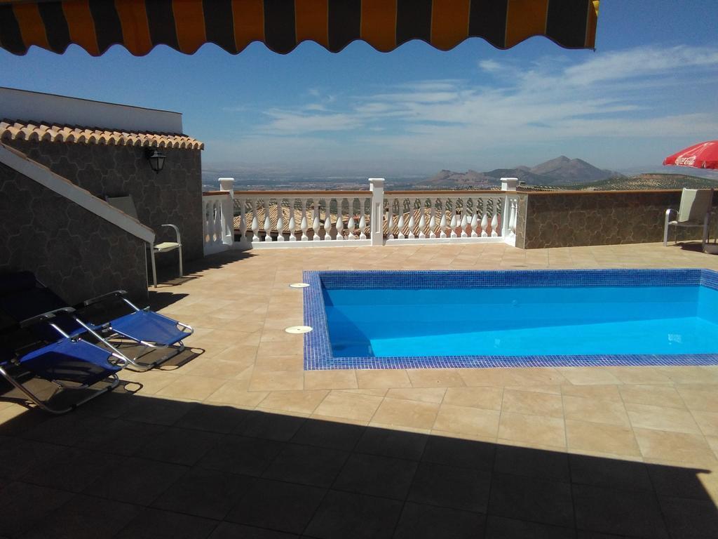 A 15' Granada, Piscina, Solarium, Futbolín, Casa Medina Güevéjar Guevejar Exterior foto