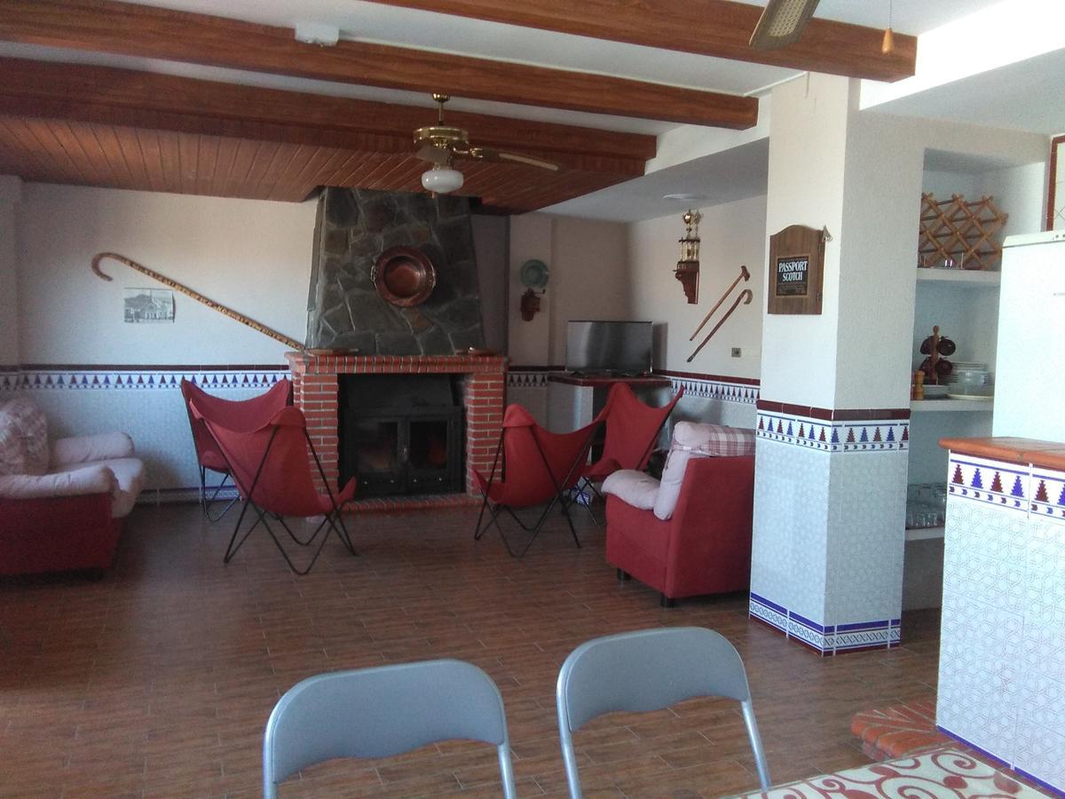 A 15' Granada, Piscina, Solarium, Futbolín, Casa Medina Güevéjar Guevejar Exterior foto