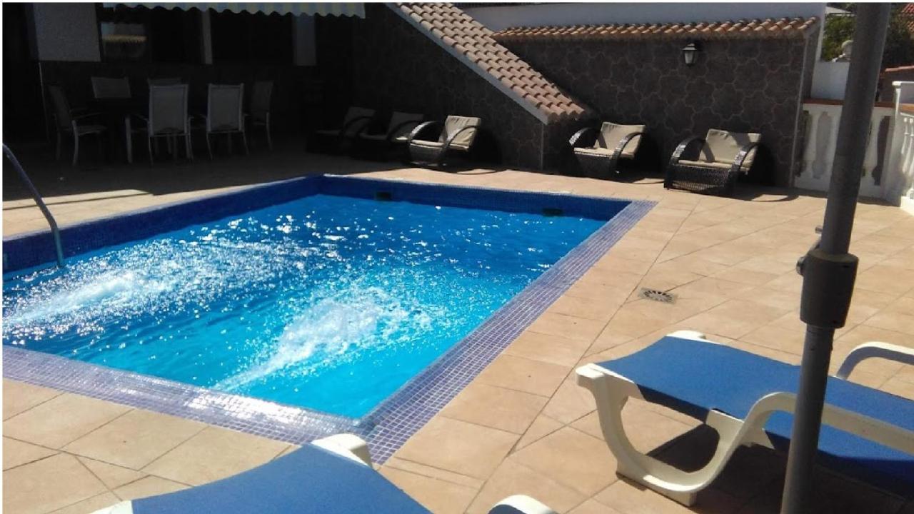 A 15' Granada, Piscina, Solarium, Futbolín, Casa Medina Güevéjar Guevejar Exterior foto